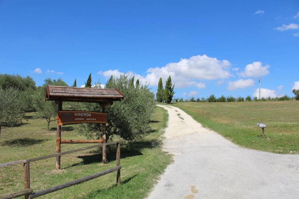 Treia Casa Kikenda, Viaggio Nella Natura מראה חיצוני תמונה